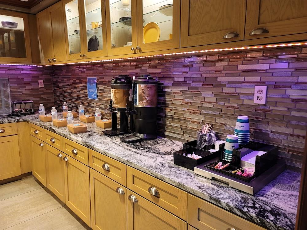 Homewood Suites By Hilton Richmond - West End / Innsbrook Broad Meadows Екстериор снимка